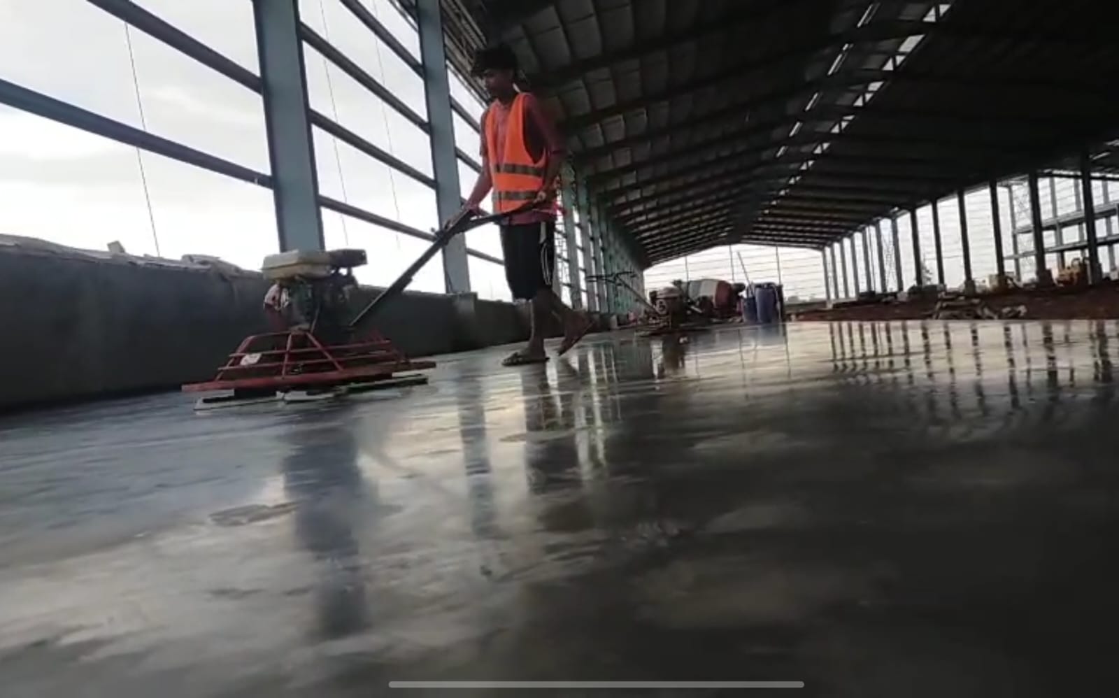 Jasa Sewa Trowel Beton Permeter Persegi